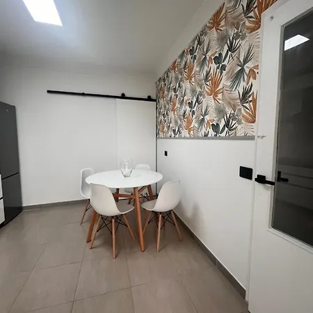 La Casa De Elena *